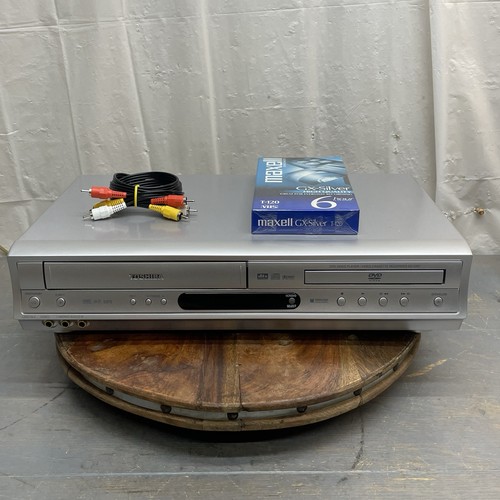 Toshiba vcr dvd combo modello - vcr,