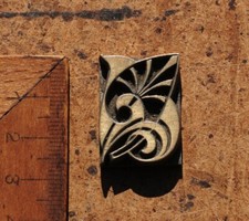 piastra ornamentale ottone