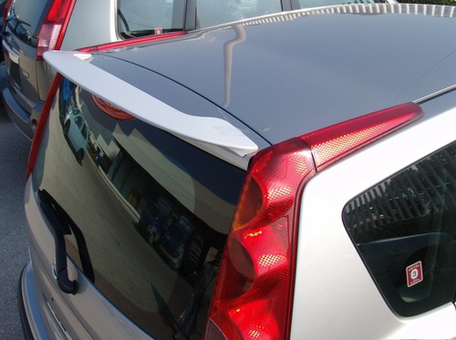Rear roof spoiler - spoiler, nissan