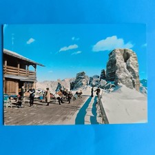 RIFUGIO SCOIATTOLI E CINQUE TORRI    DOLOMITI     - CARTOLINA A COLORI VIAGGIATA