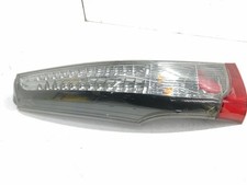 fanale posteriore sinistro