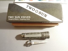 TORCIA LED EDC IN TITANIO TWO SUN KNIVES