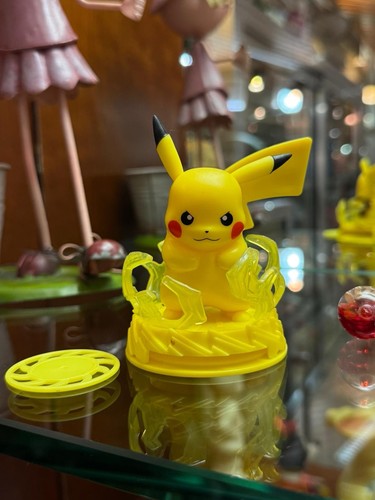 Pikachu kinder gransorpresa - pikachu,