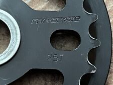 Raro pignone MACNEIL 25t BASH