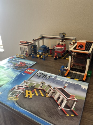 Lego city garage 100 - lego,