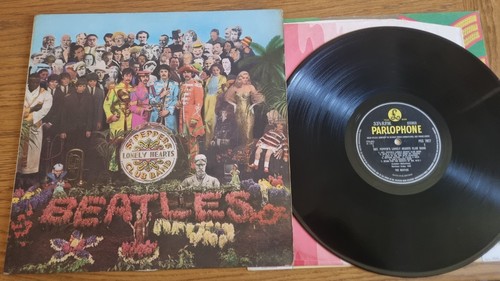 The beatles sgt - sgt, pepper