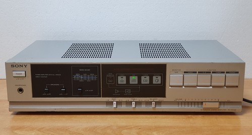 Amplificatore stereo integrato
