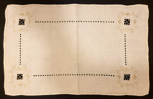 Centrino antico x 25 cm - -,