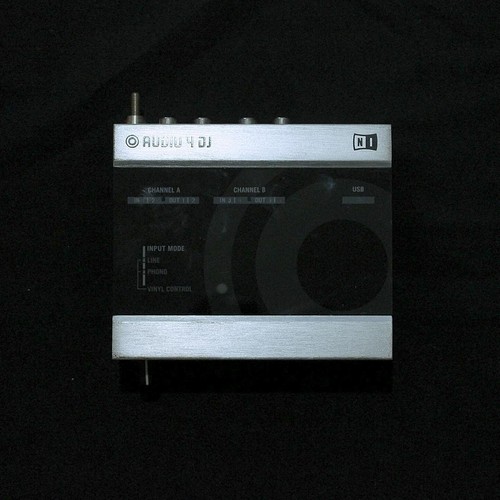 Native instruments audio 4 - native, ni