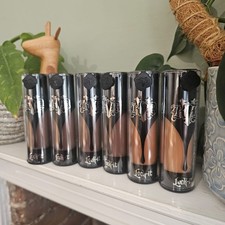 Kat Von D Lock It Fondotinta