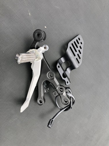Yamaha 2019 h - r/h, set