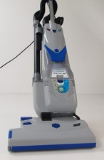 Aspirapolvere verticale