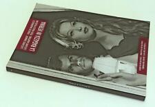 LW- LA RAGAZZA IN VETRINA -