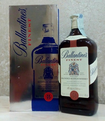 Ballantine finest blended - ballantine's,