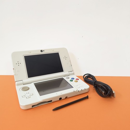 Console nintendo new 3ds - console,