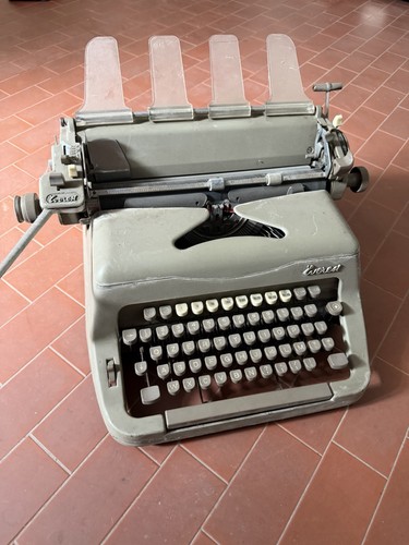 Macchina scrivere everest - da,