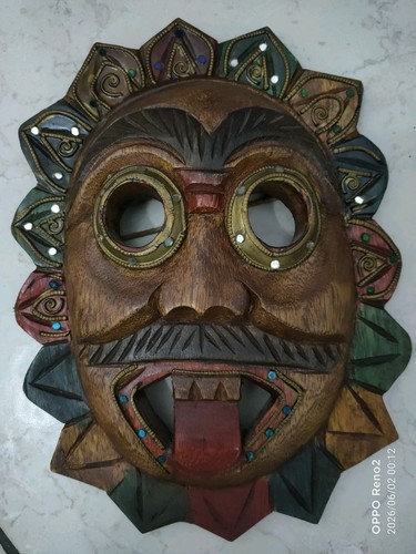 Maschera etnica vintage legno