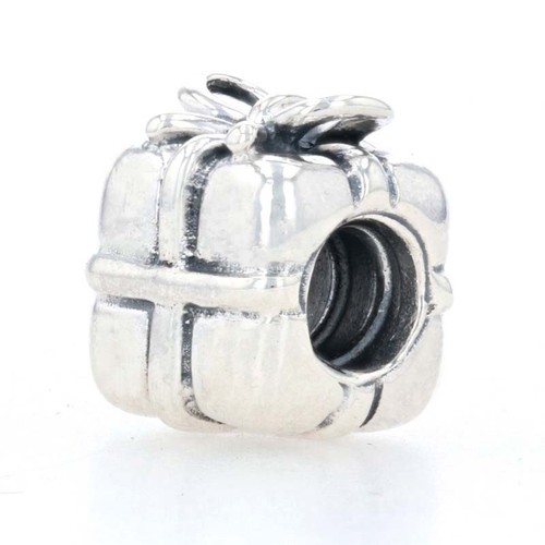 New authentic pandora present - authentic,