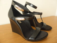 Dune zeppa gelatina gomma nera