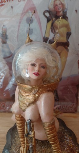 Ooak marilyn monroe space - ooak,