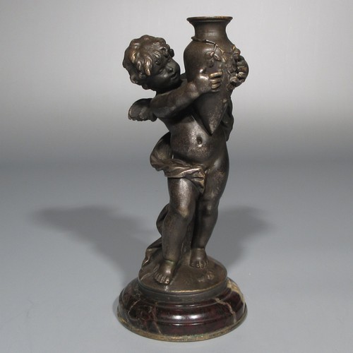 Antica statua candelabro