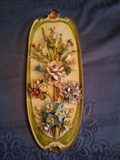 COMPOSIZIONE FLOREALE DI FIORI IN RILIEVO PORCELLANA CAPODIMONTE VEDI DESCR. E F