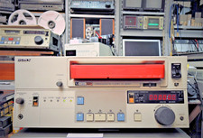 SONY VP-9000P Videoregistratore PLAYER 3/4" U-Matic Umatic PAL 800 ore