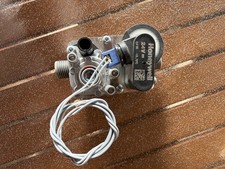 Valvola Gas Honeywell VK8205VE2005 Caldaia Ferroli Ricambi 39846140