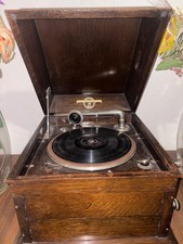 ANTICO GRAMMOFONO PORTATILE