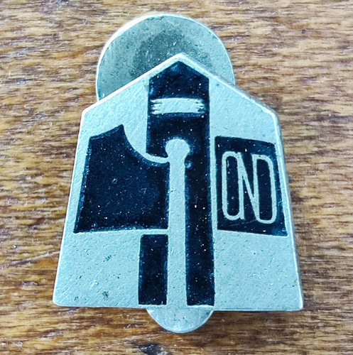 Distintivo occhiello a - da,