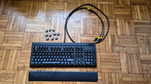 Corsair strafe rgb tastiera - corsair,