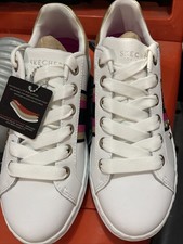 skechers street los angeles