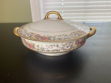 Servizio piatti vintage