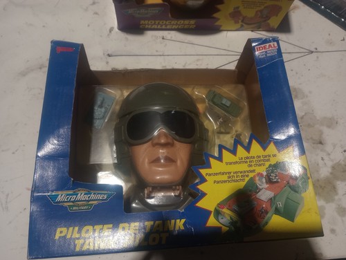 Micro machines tank pilot - machines,