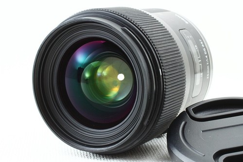 Sigma 35mm hsm art - f1.4,