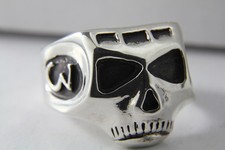 Anello teschio argento