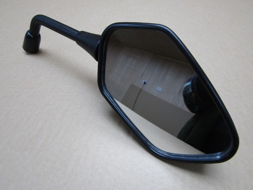 Specchietto retrovisore destro
