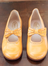 Scarpa  in vero cuoio anni