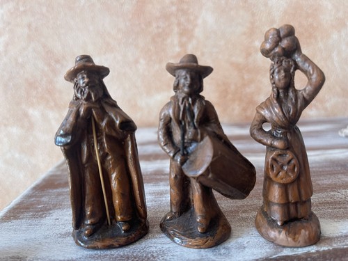 Vecchie statuine terracotta - statuine,