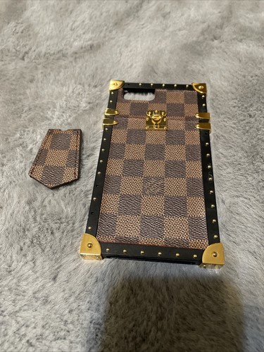 Custodia monogramma marrone