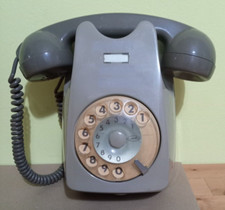 TELEFONO DA PARETE A DISCO -ANNI 60- BEIGE- PERFETTAMENTE FUNZIONANTE + SUPPORTO