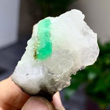 Esemplare minerale cristallo gemma smeraldo rara naturale 32G/Cina
