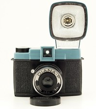 DIANA-F FLASH CAMERA 120 FILM WITH BOX 