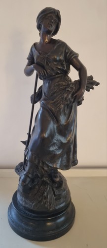 Scultura dama moreau - dama, repos