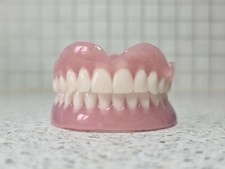 PROTESI TOTALE SUPERIORE E