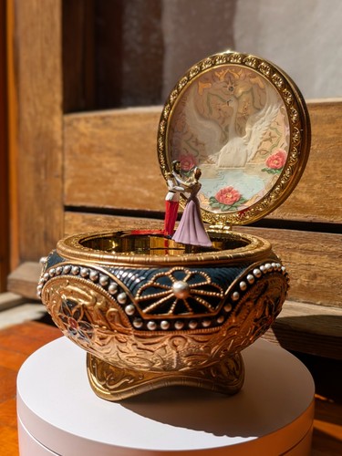 Anastasia music box - anastasia,
