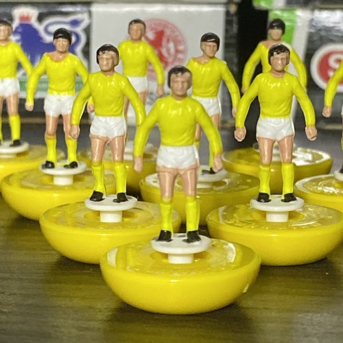 Subbuteo team kit - subbuteo,