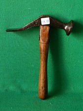 VECCHIO MARTELLO DA CALZOLAIO CIABATTINO RUBINO IN FERRO BATTUTO VINTAGE. CK39