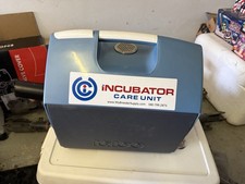 Unità di cura incubatrice per