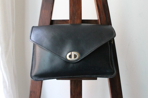Dior pochette cuir bleu - en,